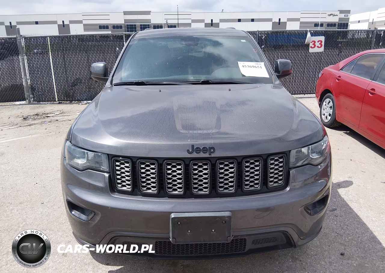 2019 Jeep Grand Cherokee Altitude 4X4 VIN:1C4RJFAG8KC553919 - 12