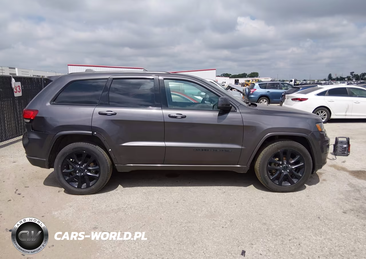 2019 Jeep Grand Cherokee Altitude 4X4 VIN:1C4RJFAG8KC553919 - 13