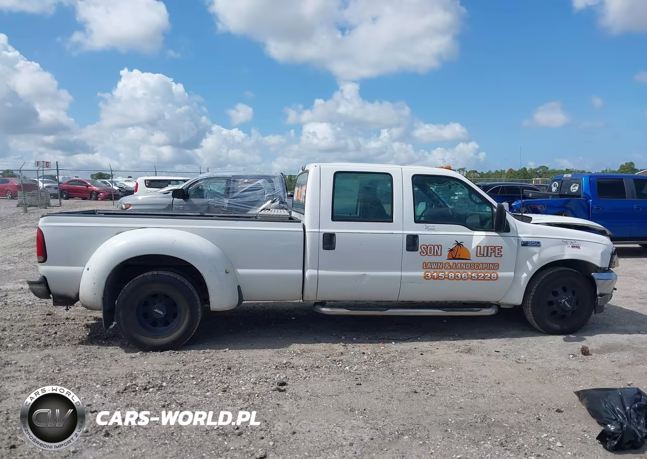 2002 Ford F-350 Lariat-Xl-Xlt VIN:1FTWW32F32ED59411 - 13
