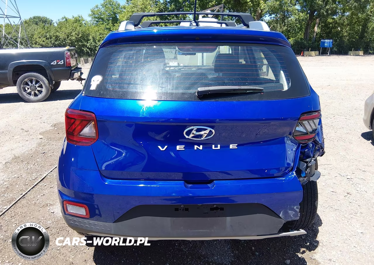 2023 Hyundai Venue Limited VIN:KMHRC8A31PU252408 - 16