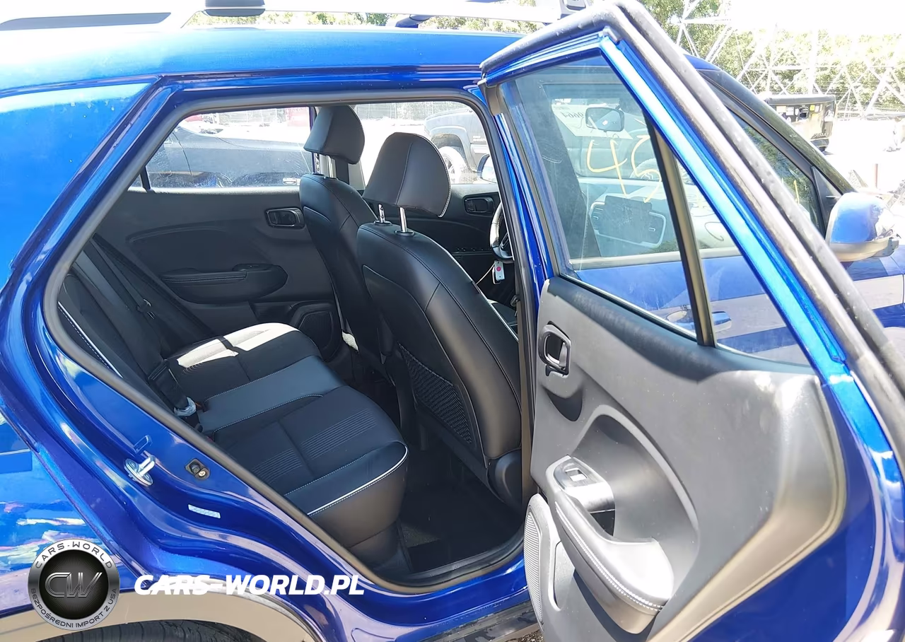 2023 Hyundai Venue Limited VIN:KMHRC8A31PU252408 - 8