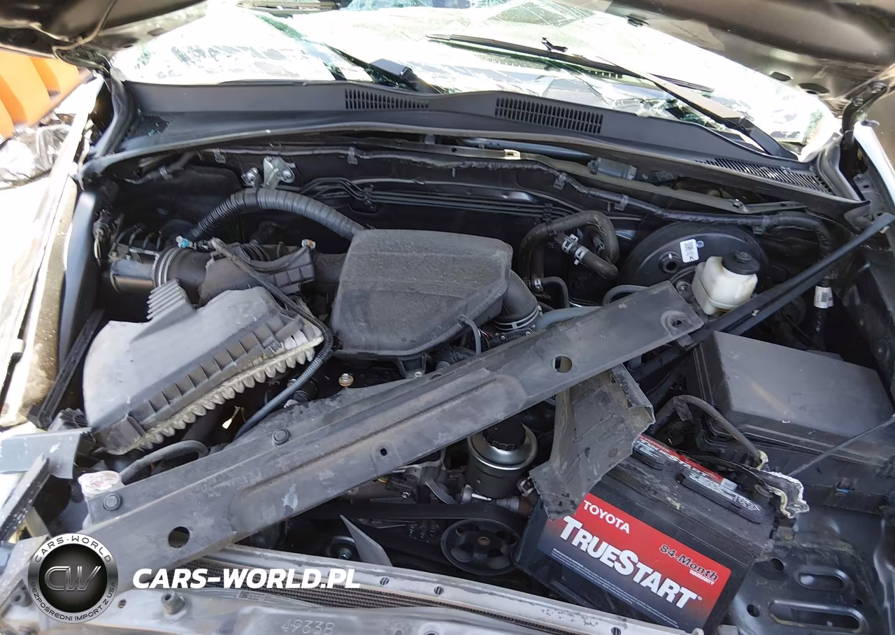 2020 Toyota Tacoma Sr VIN:5TFAX5GN8LX185652 - 10