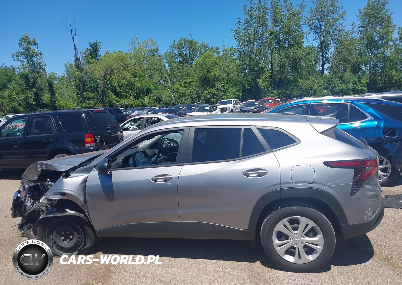 2025 Chevrolet Trax Fwd Ls VIN:KL77LFEP7SC129768 - 15