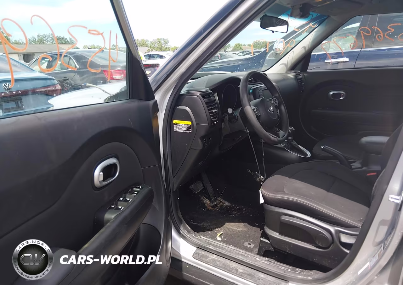 2018 Kia Soul ! VIN:KNDJN2A27J7543579 - 5