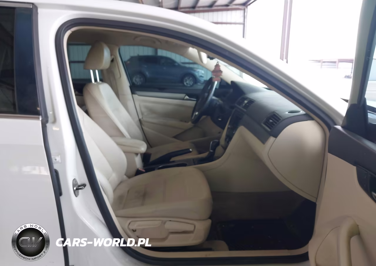 2014 Volkswagen Passat 1.8T Se VIN:1VWBS7A30EC075174 - 5
