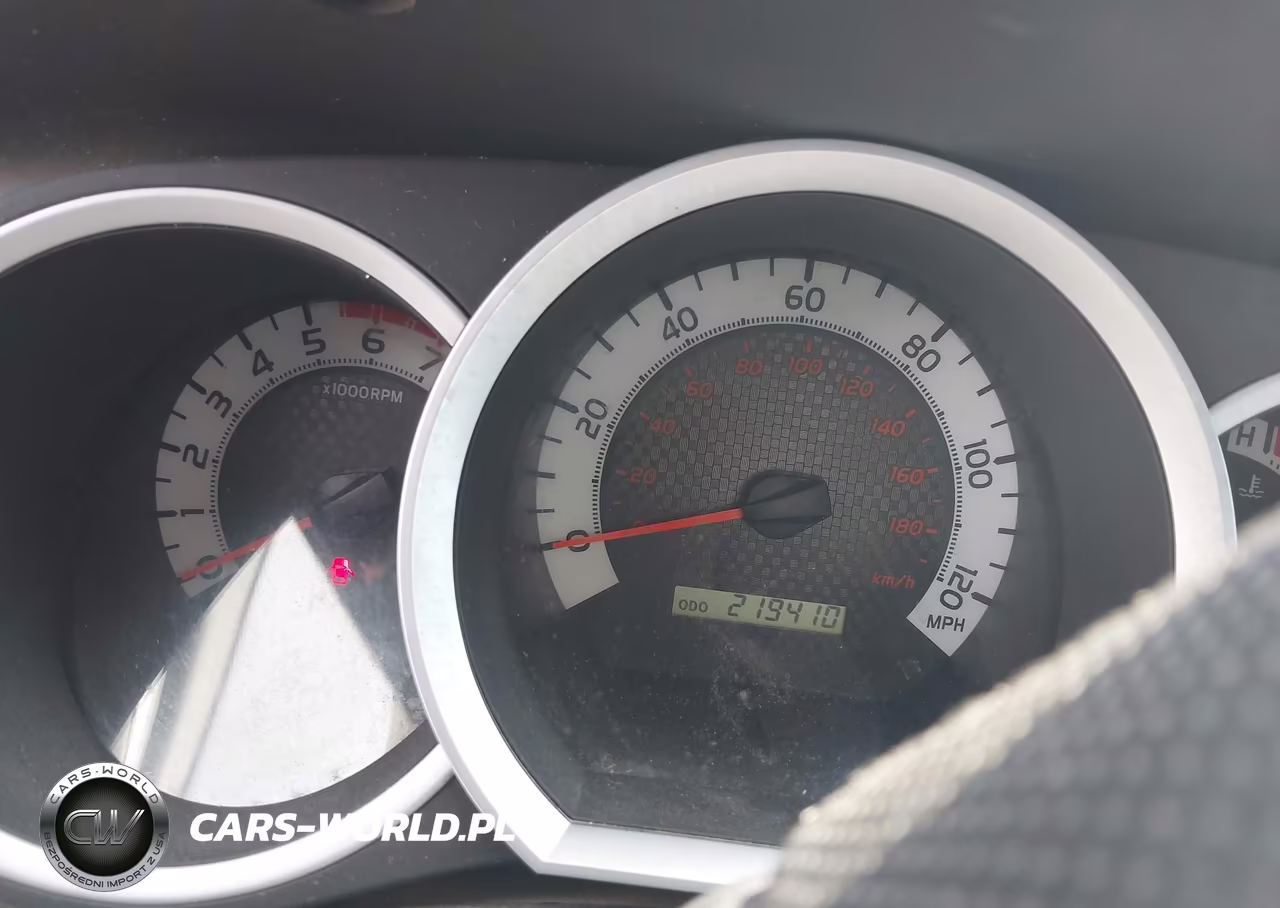 2015 Toyota Tacoma Base V6 VIN:3TMLU4EN4FM181705 - 7