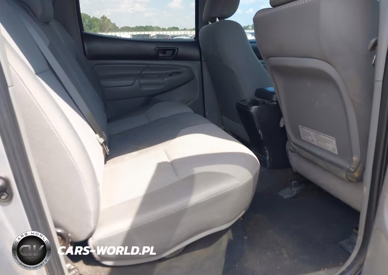 2015 Toyota Tacoma Base V6 VIN:3TMLU4EN4FM181705 - 8