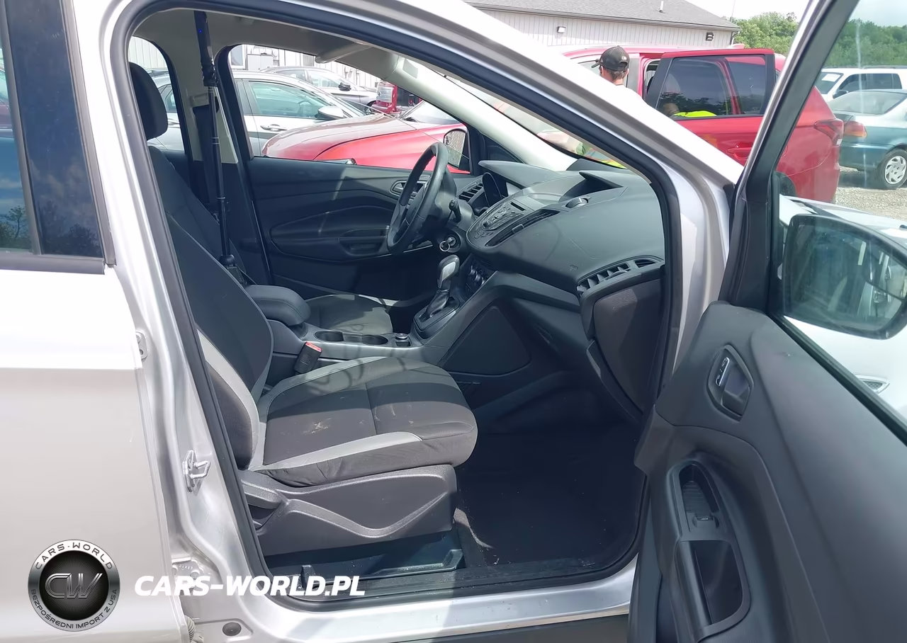 2016 Ford Escape S VIN:1FMCU0F74GUC76721 - 5