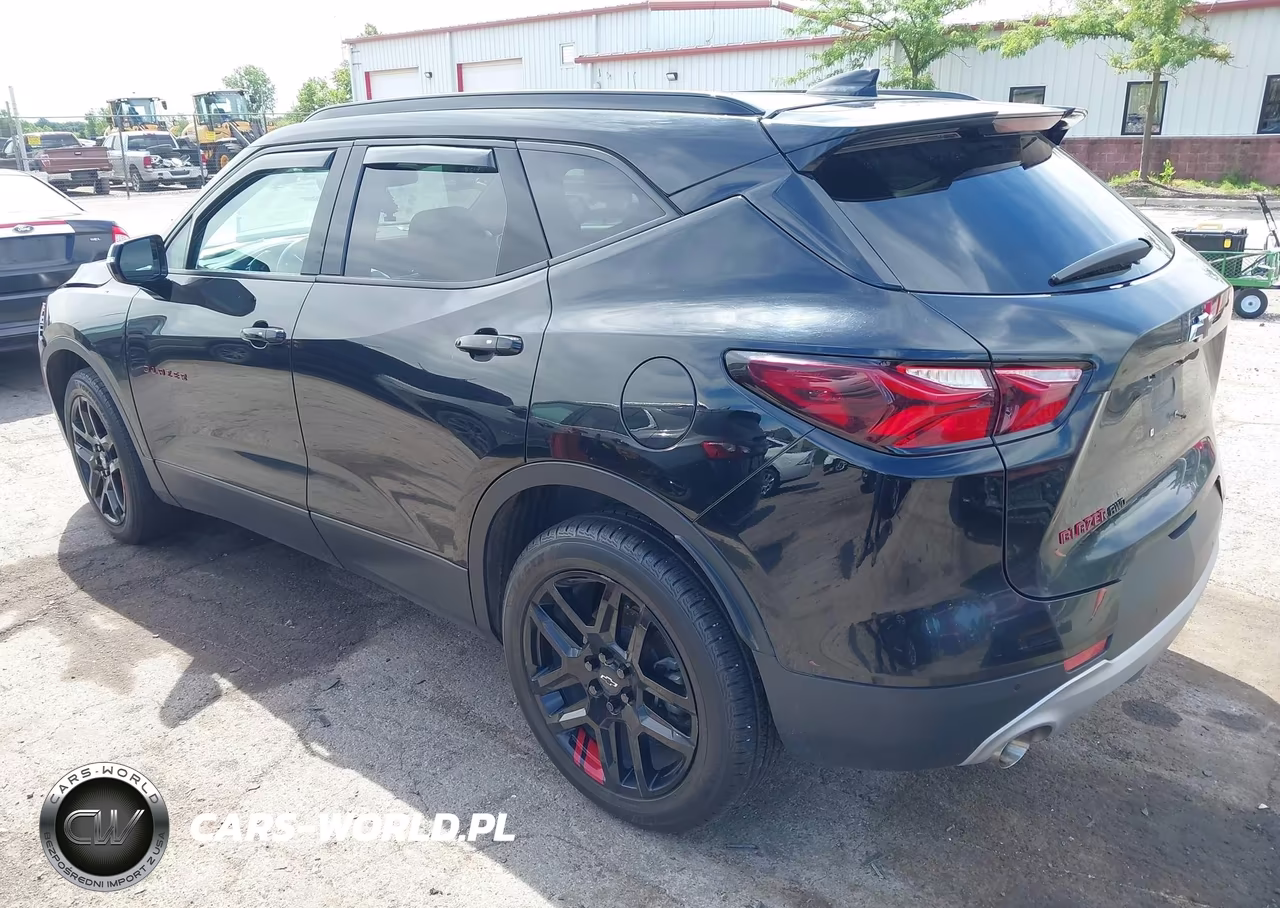 2020 Chevrolet Blazer Awd 2Lt VIN:3GNKBHR48LS635365 - 3