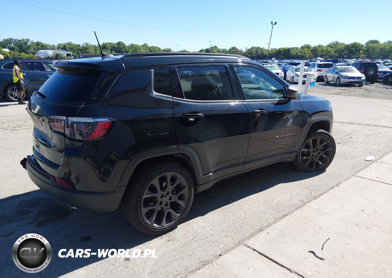2021 Jeep Compass 80Th Anniversary VIN:3C4NJDEB0MT562557 - 4
