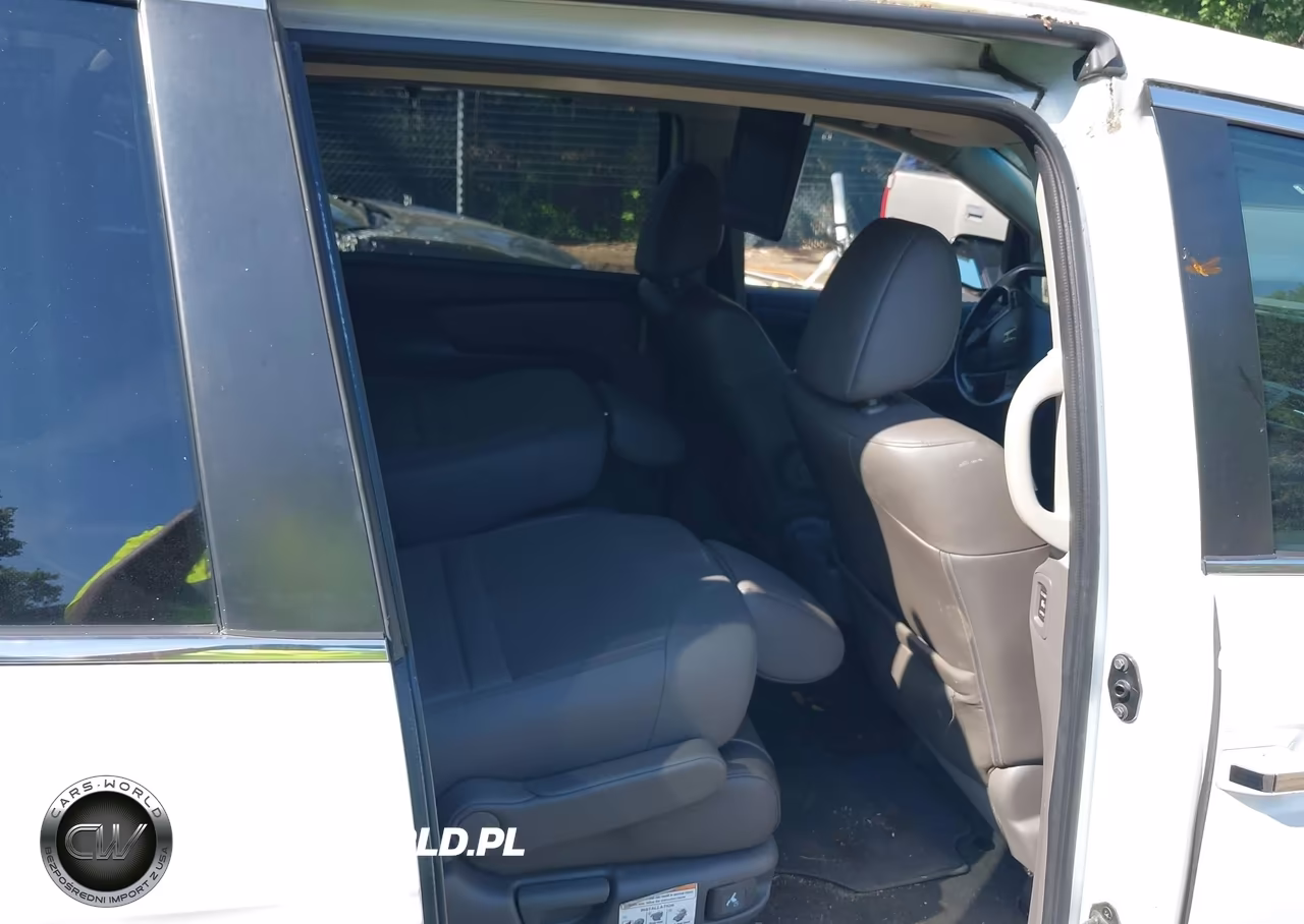 2012 Honda Odyssey Ex-L VIN:5FNRL5H65CB077005 - 8