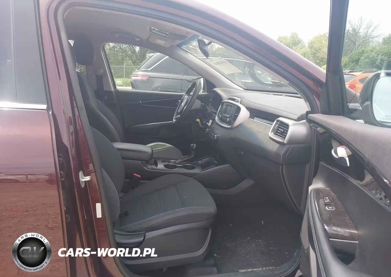 2018 Kia Sorento 3.3L Lx VIN:5XYPGDA59JG409184 - 5