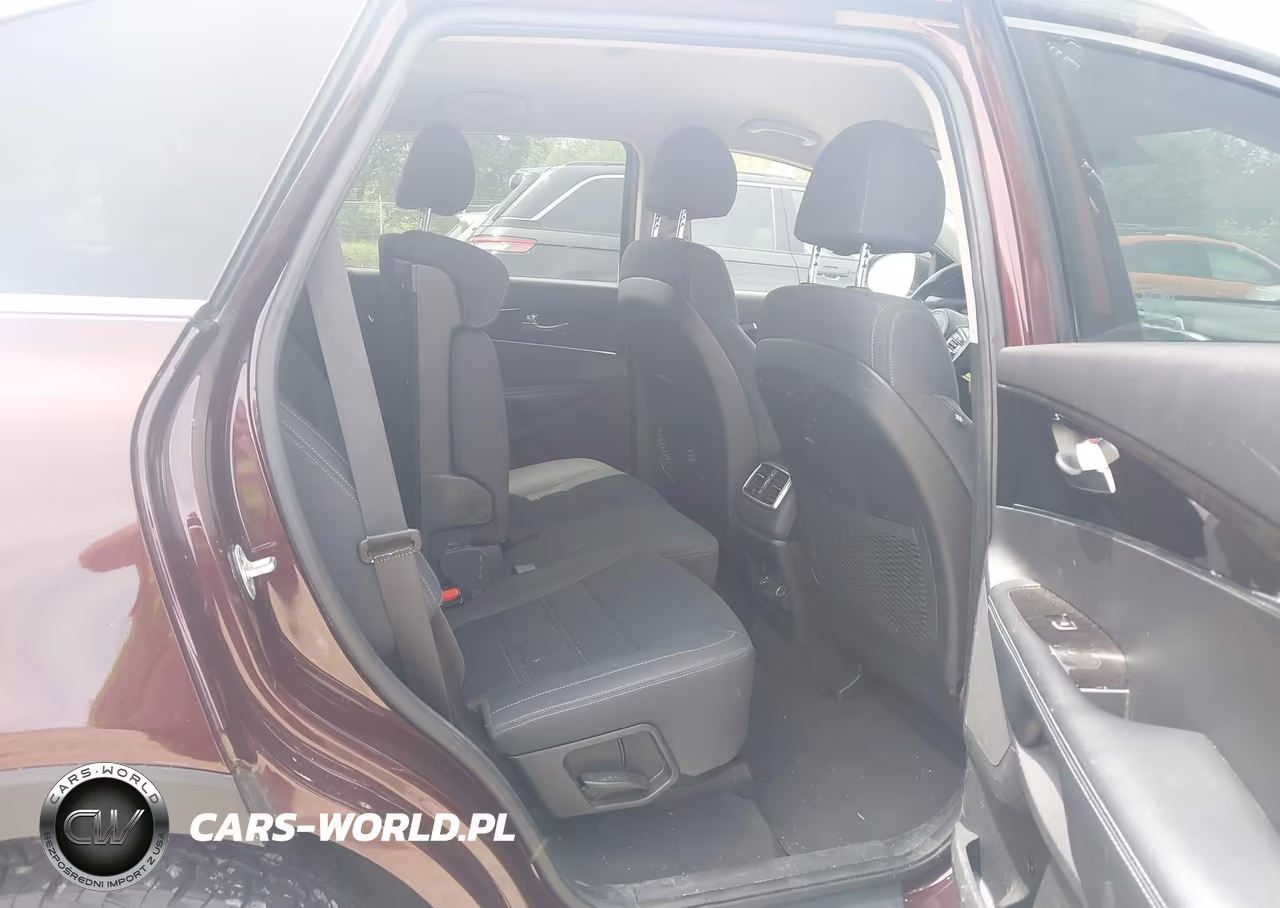2018 Kia Sorento 3.3L Lx VIN:5XYPGDA59JG409184 - 8