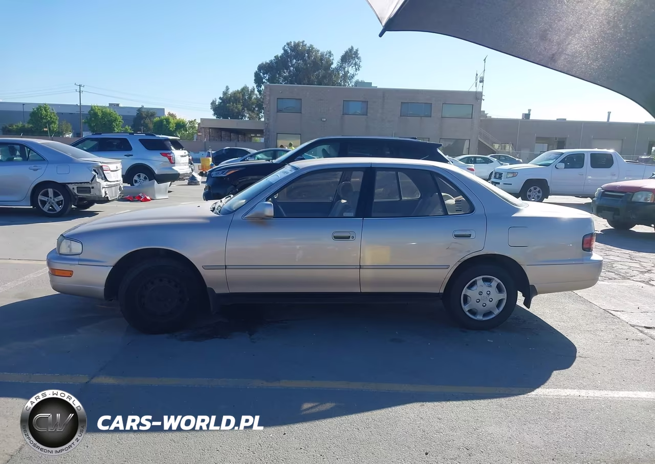 1994 Toyota Camry Le VIN:JT2SK12E0R0194617 - 15