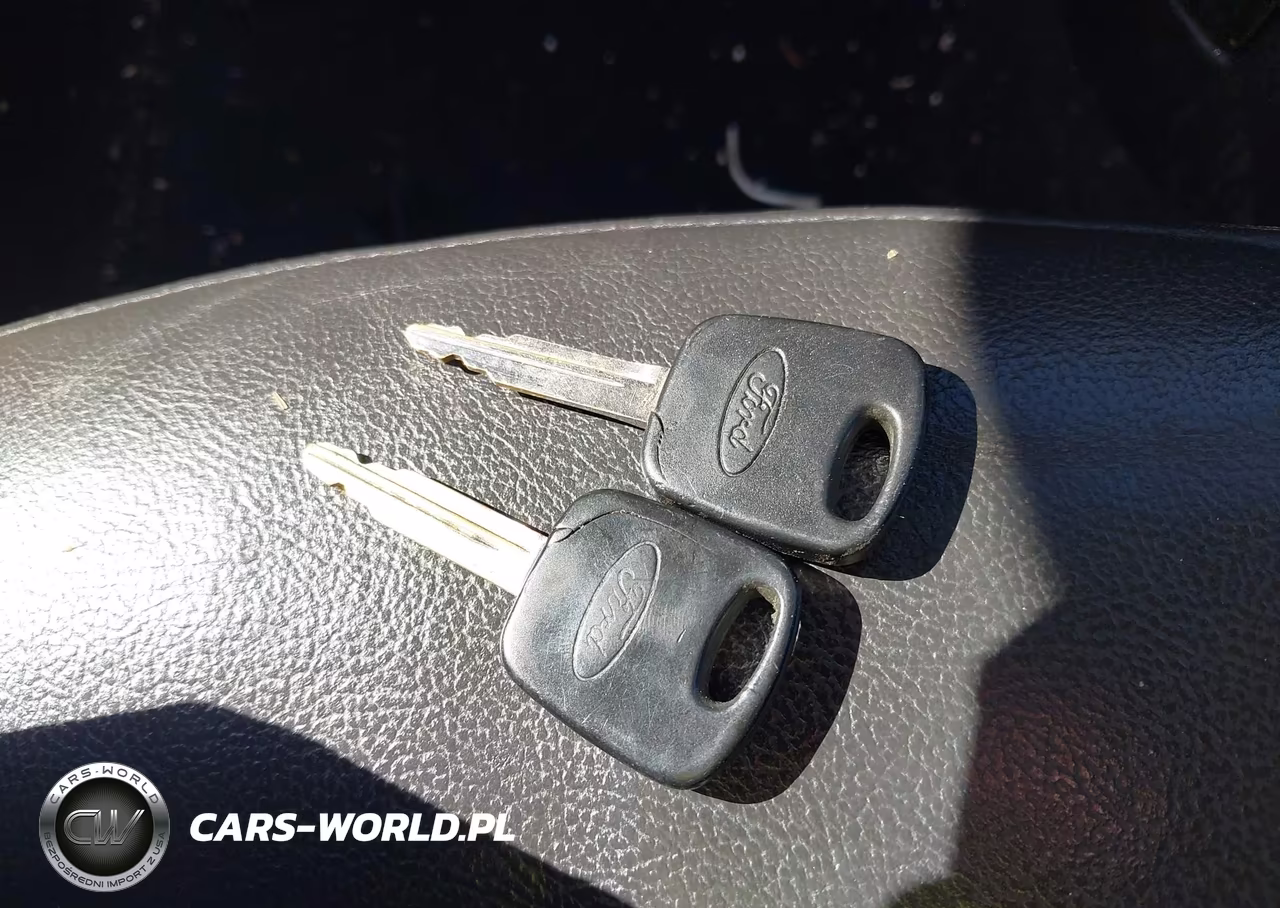 2005 Ford Focus Zx5 VIN:3FAFP37N85R109649 - 11