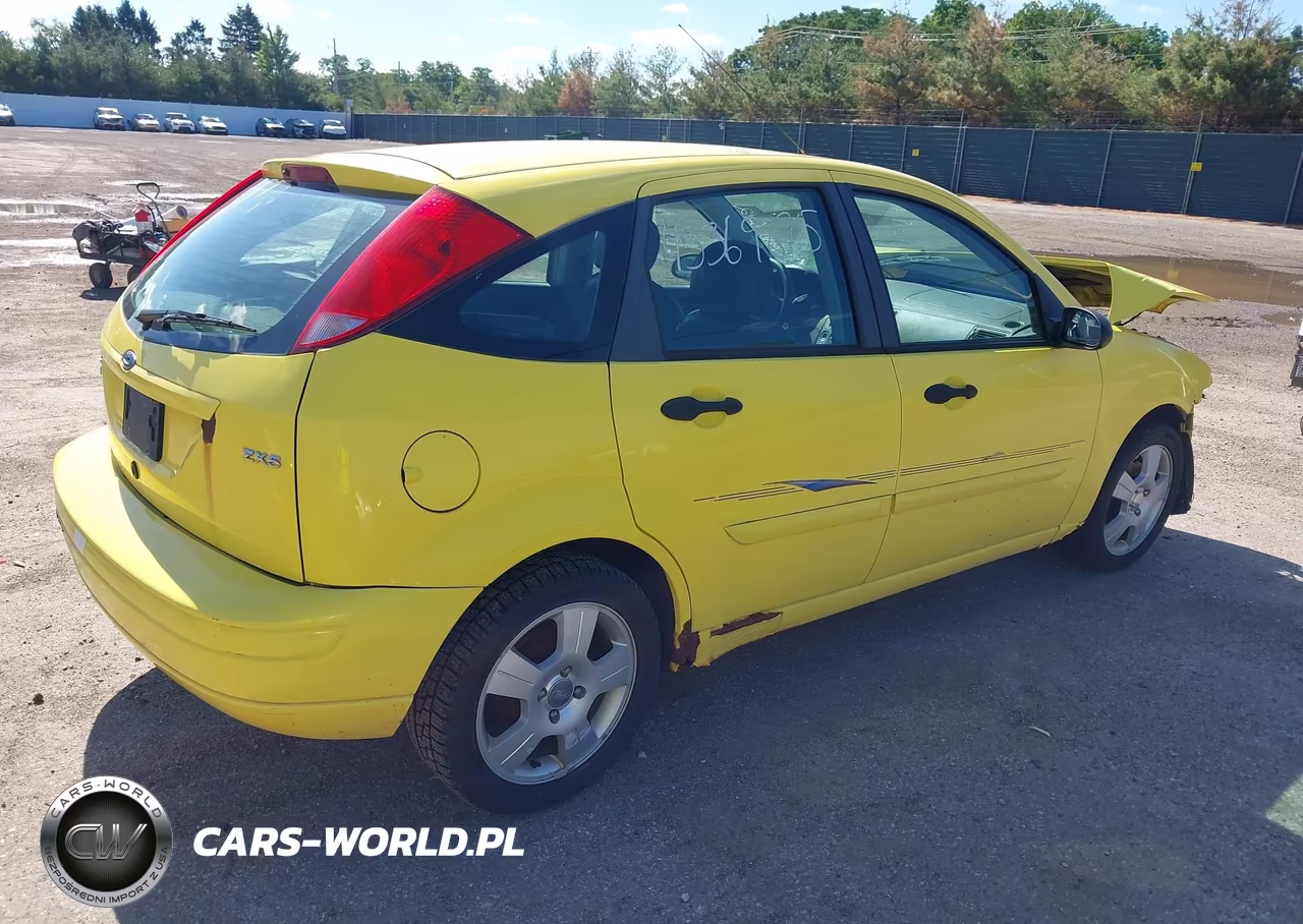 2005 Ford Focus Zx5 VIN:3FAFP37N85R109649 - 4