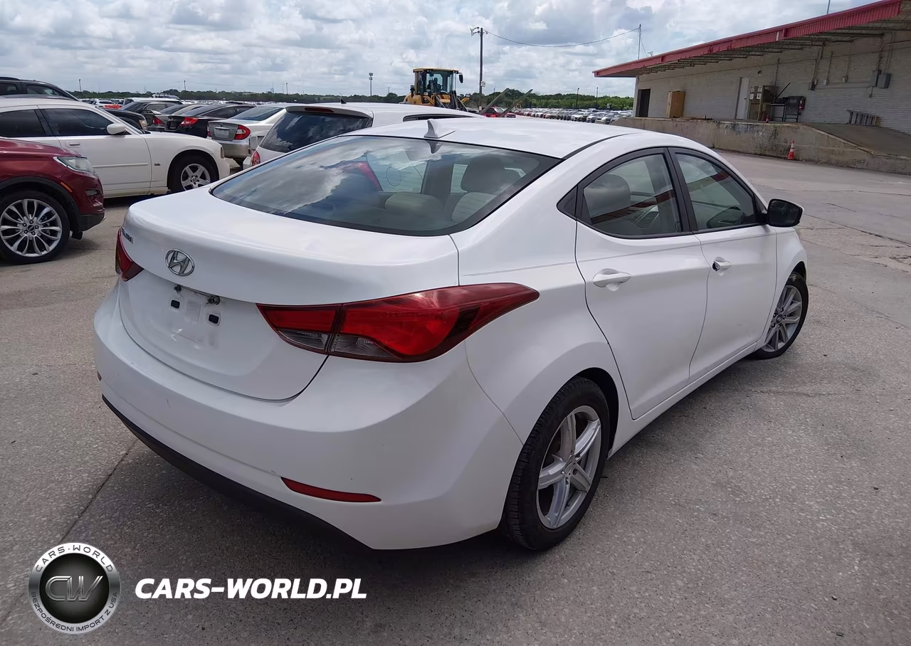 2014 Hyundai Elantra Se VIN:5NPDH4AE1EH475596 - 4