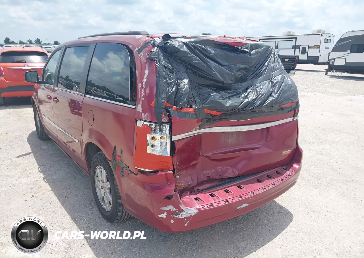 2013 Chrysler Town & Country Touring VIN:2C4RC1BGXDR637763 - 6