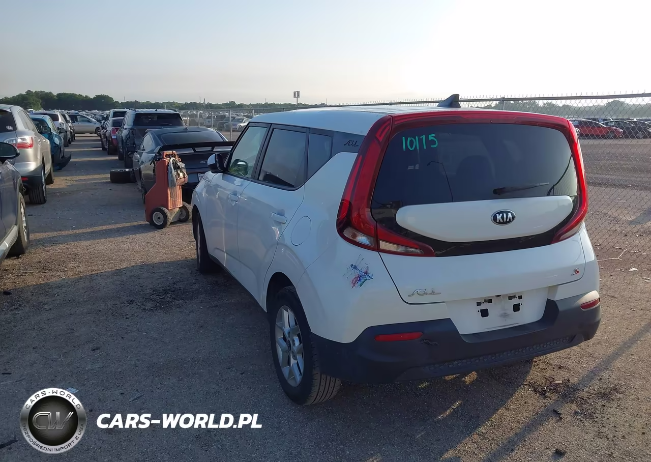 2021 Kia Soul S VIN:KNDJ23AU6M7746614 - 3