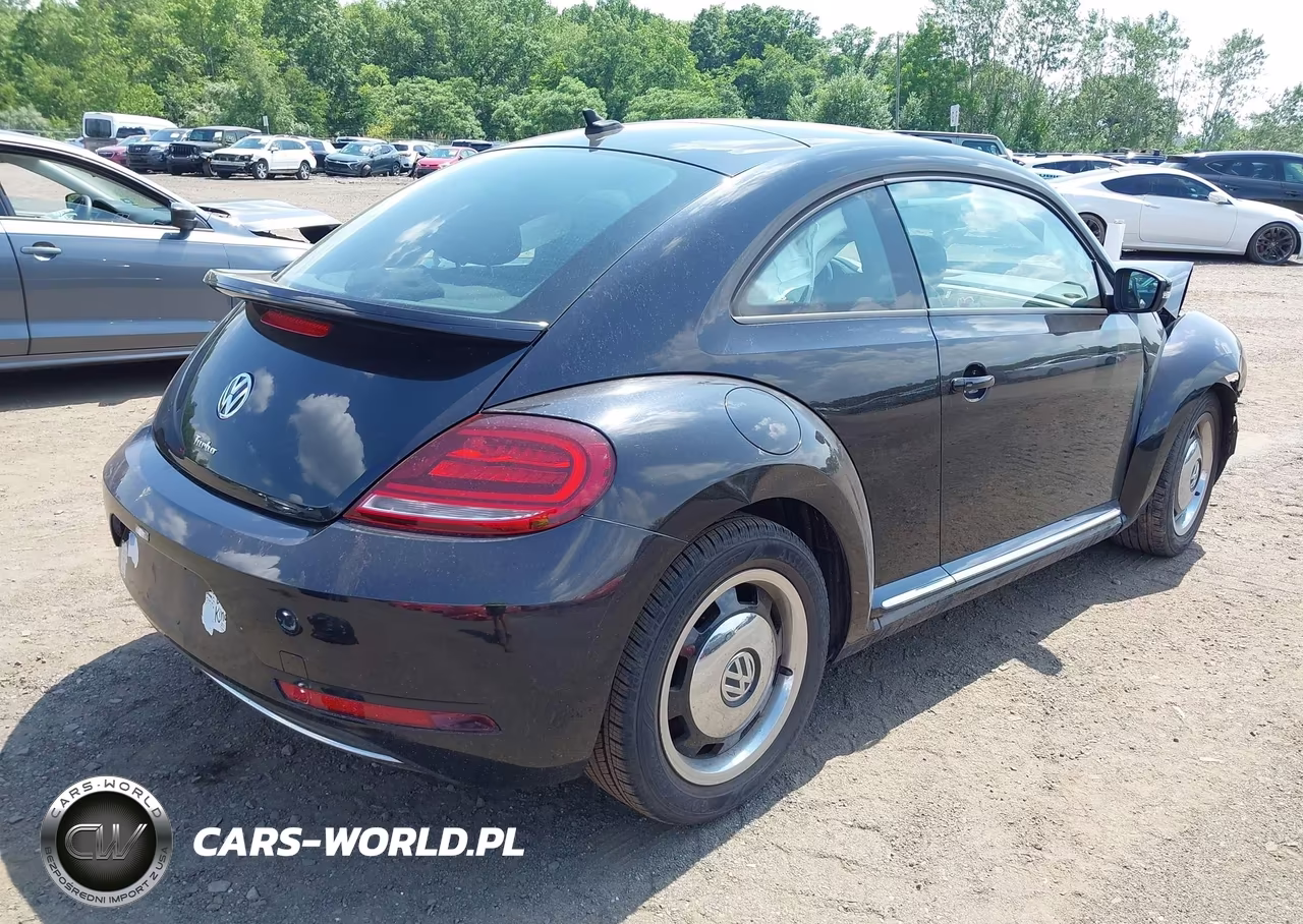 2018 Volkswagen Beetle 2.0T Coast-2.0T S VIN:3VWFD7AT5JM705002 - 4
