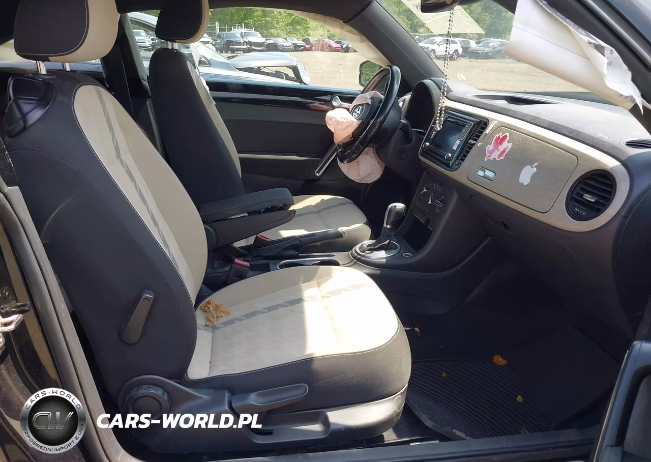 2018 Volkswagen Beetle 2.0T Coast-2.0T S VIN:3VWFD7AT5JM705002 - 5
