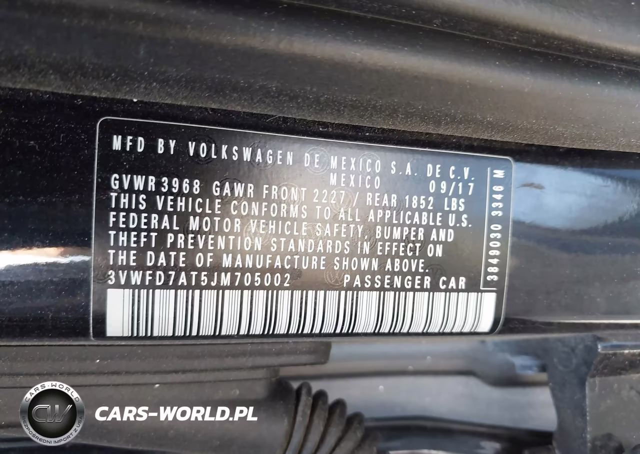 2018 Volkswagen Beetle 2.0T Coast-2.0T S VIN:3VWFD7AT5JM705002 - 9