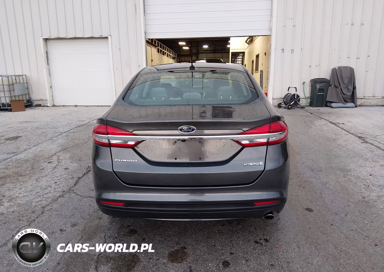 2018 Ford Fusion Hybrid S VIN:3FA6P0UU1JR278867 - 17