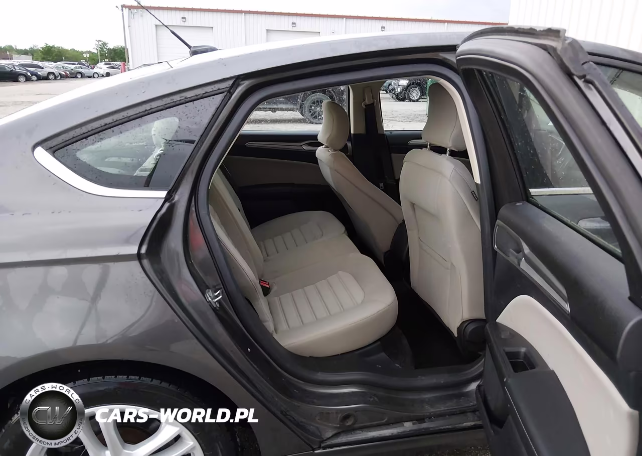 2018 Ford Fusion Hybrid S VIN:3FA6P0UU1JR278867 - 8