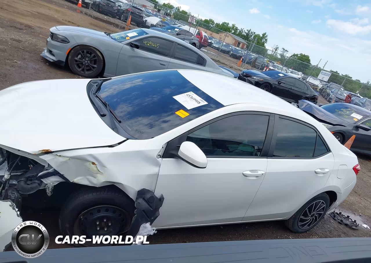 2017 Toyota Corolla Le VIN:2T1BURHE8HC938525 - 15
