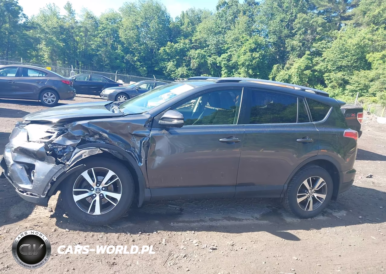 2018 Toyota Rav4 Xle VIN:JTMRFREV8JD250174 - 14