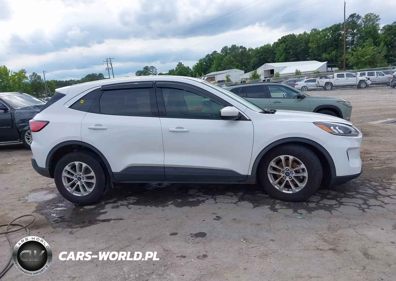 2021 Ford Escape Se VIN:1FMCU0G60MUB00167 - 13