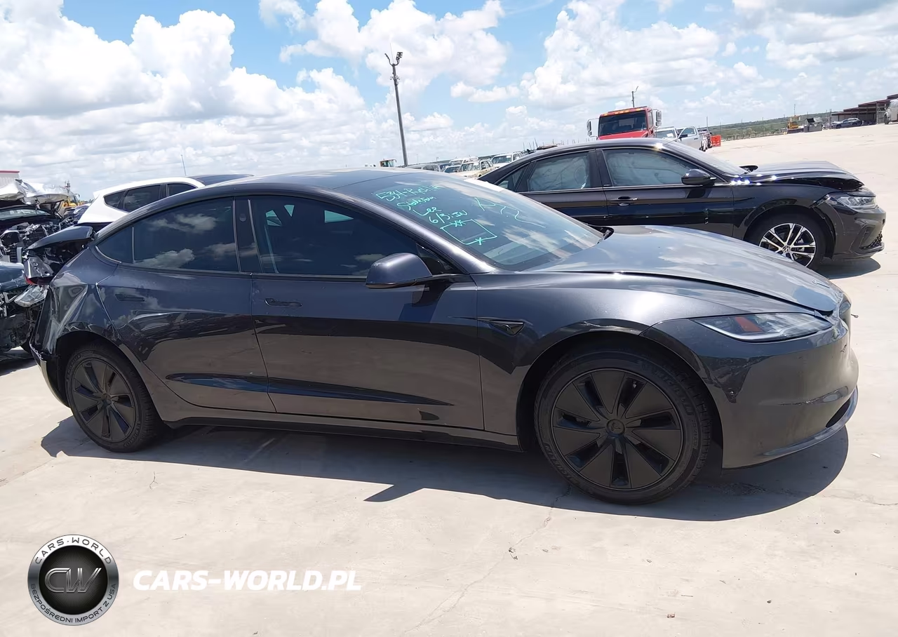 2024 Tesla Model 3 Long Range Dual Motor All-Wheel Drive-Rear-Wheel Drive VIN:5YJ3E1EA5RF863266 - 13
