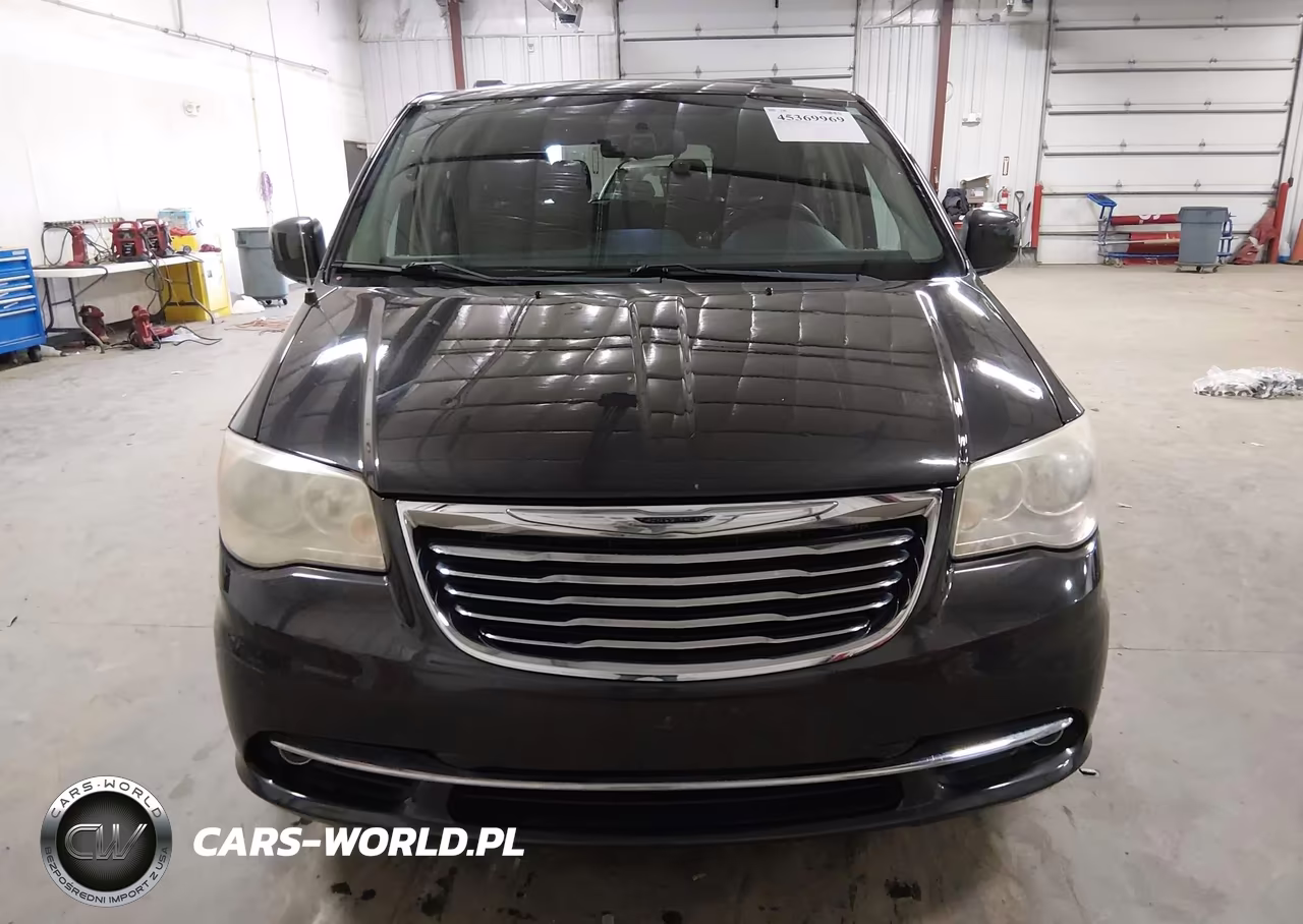 2011 Chrysler Town & Country Touring VIN:2A4RR5DGXBR682373 - 12