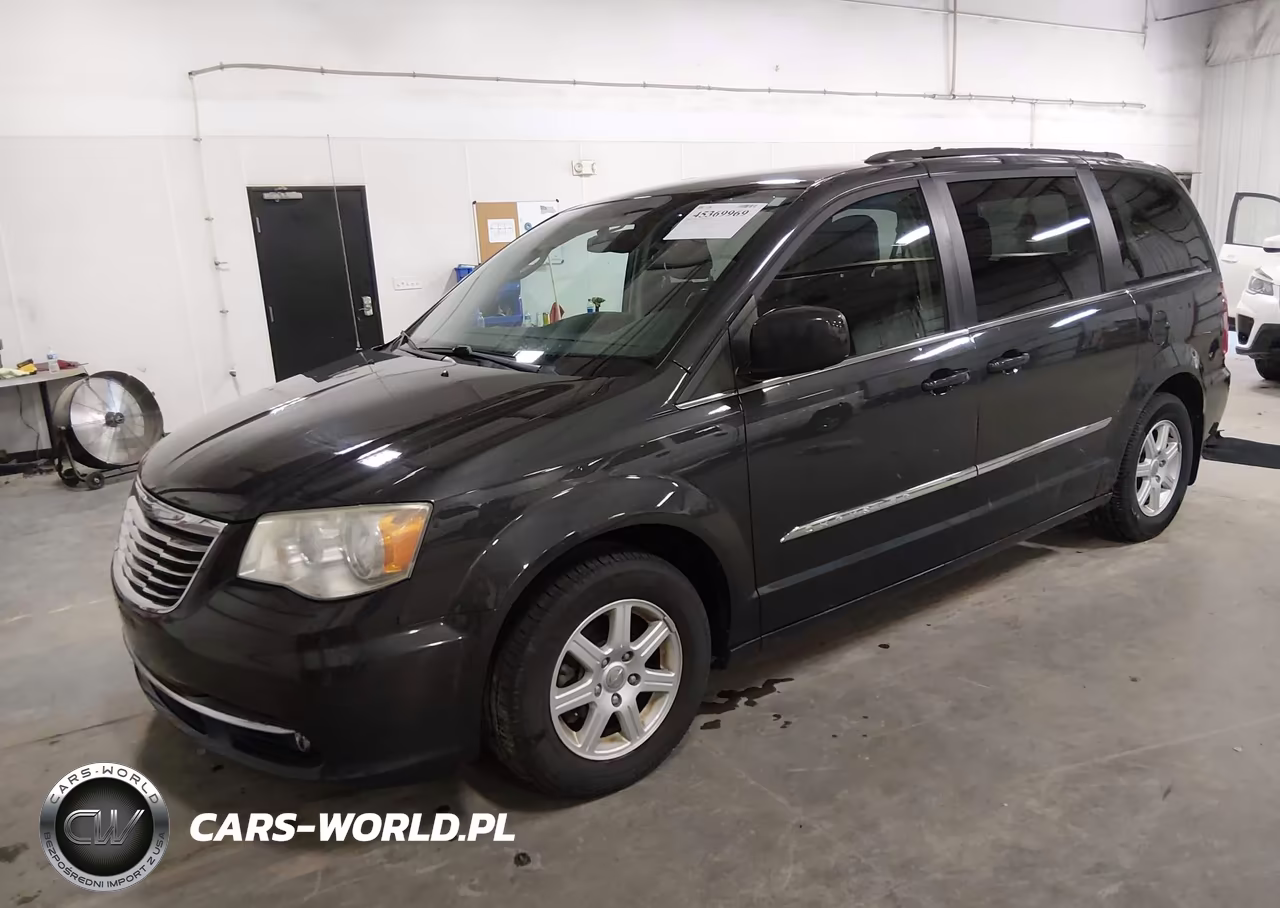2011 Chrysler Town & Country Touring VIN:2A4RR5DGXBR682373 - 2