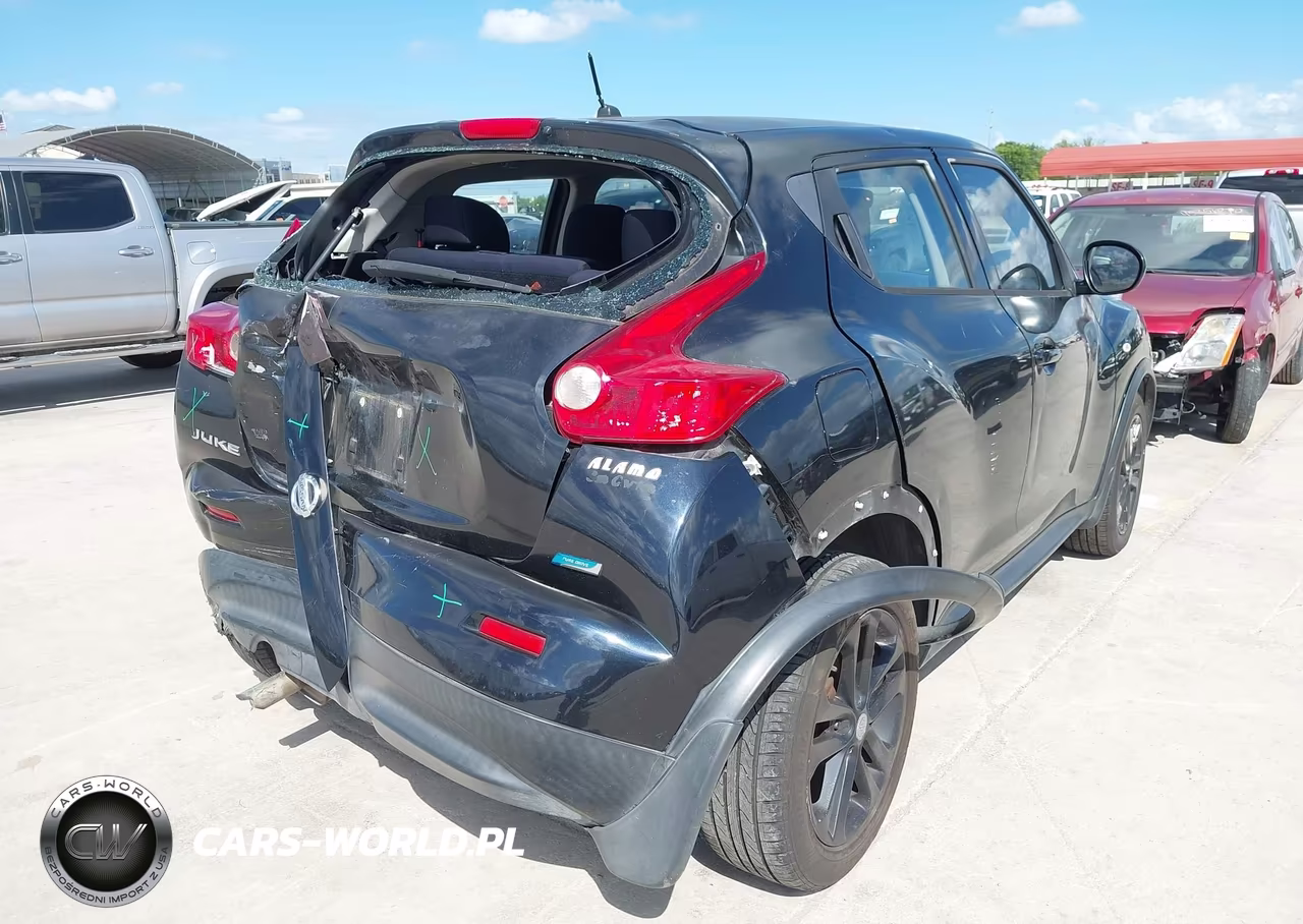 2014 Nissan Juke S VIN:JN8AF5MR9ET357700 - 4