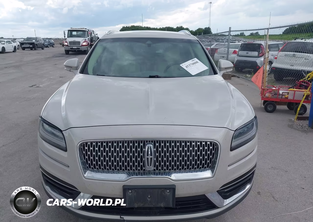 2020 Lincoln Nautilus Standard VIN:2LMPJ8J91LBL02648 - 12