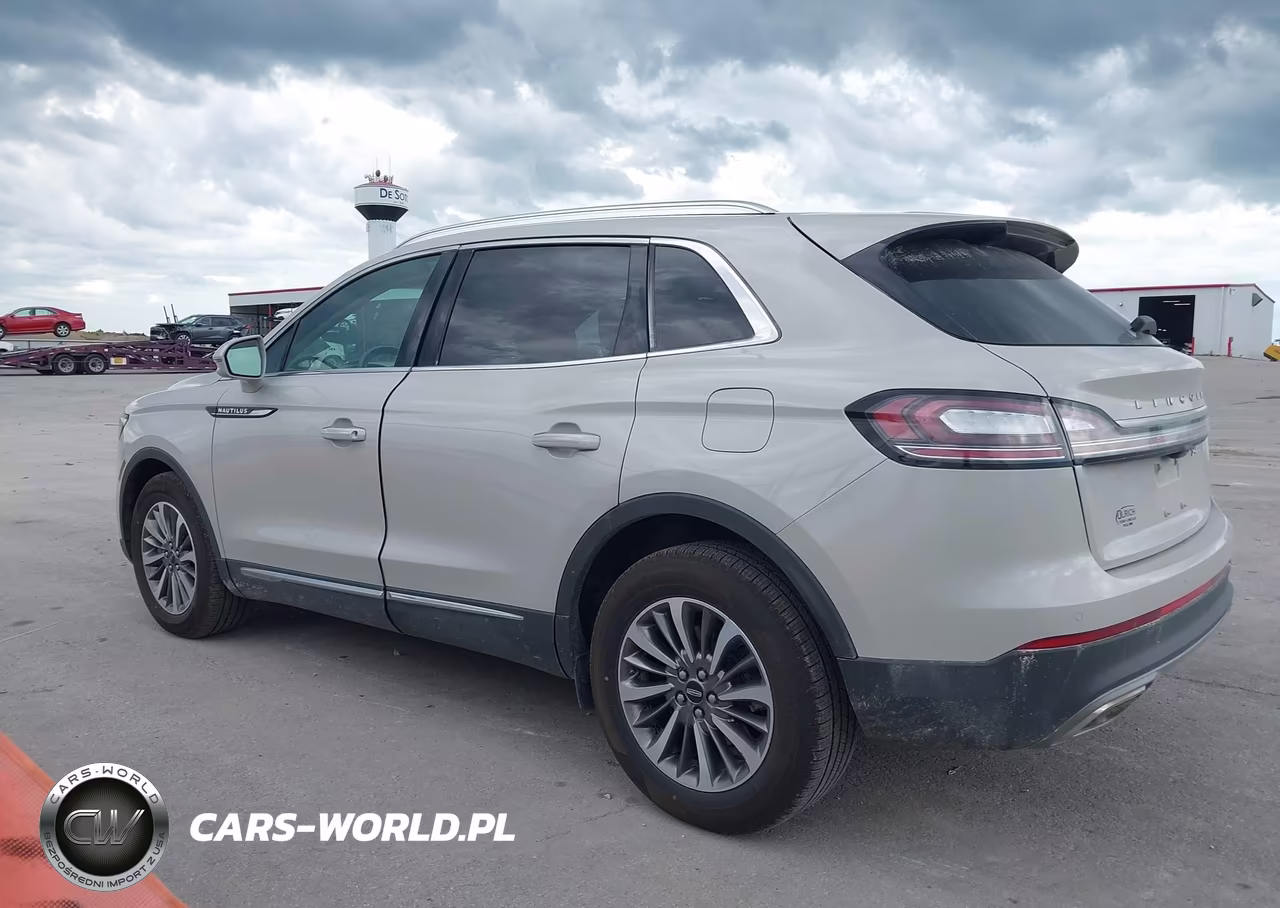 2020 Lincoln Nautilus Standard VIN:2LMPJ8J91LBL02648 - 14