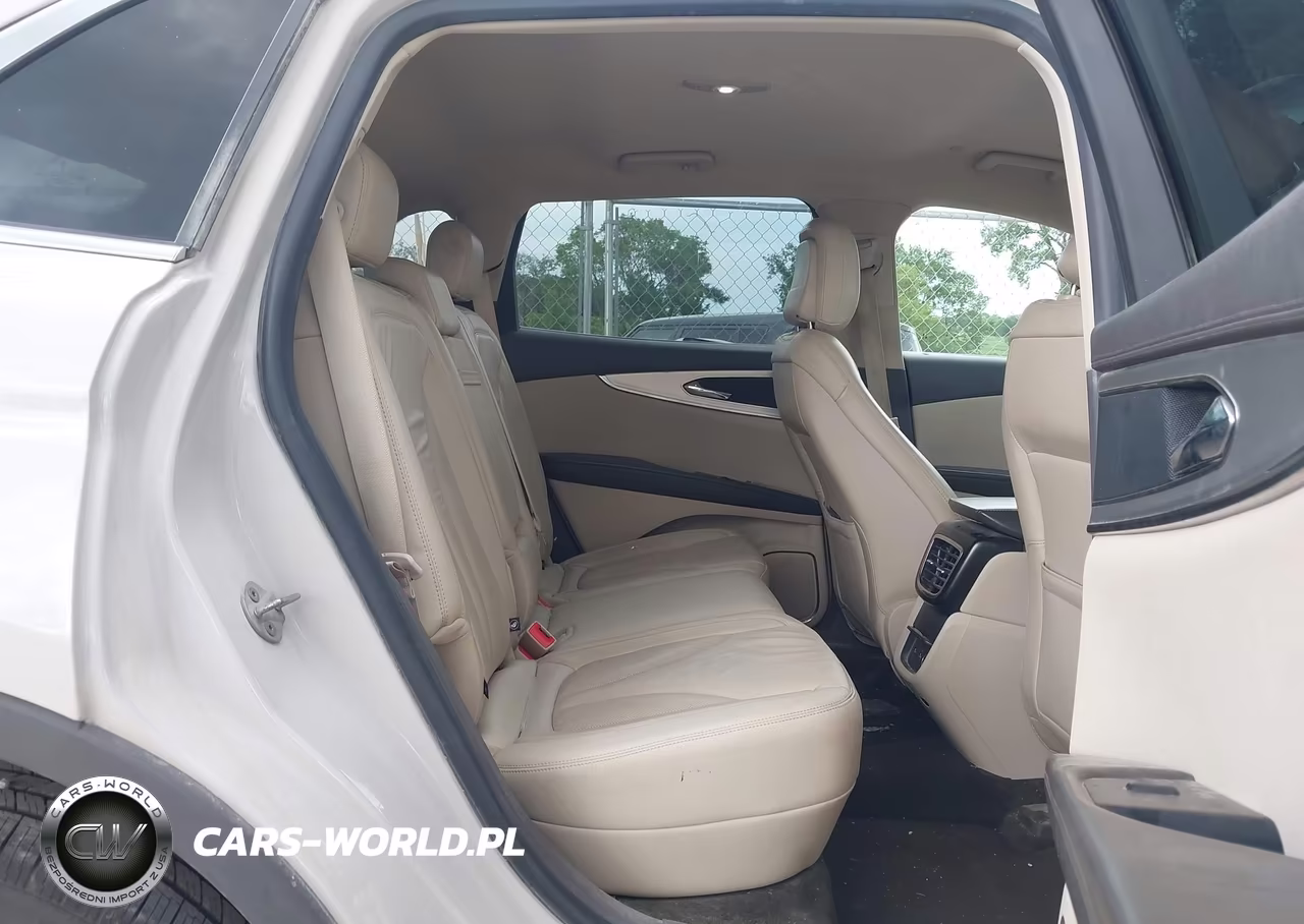 2020 Lincoln Nautilus Standard VIN:2LMPJ8J91LBL02648 - 8