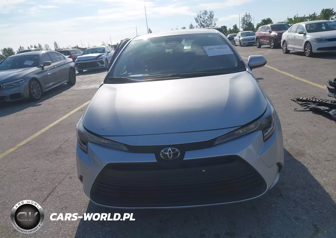 2025 Toyota Corolla Le VIN:5YFB4MDEXSP268086 - 13