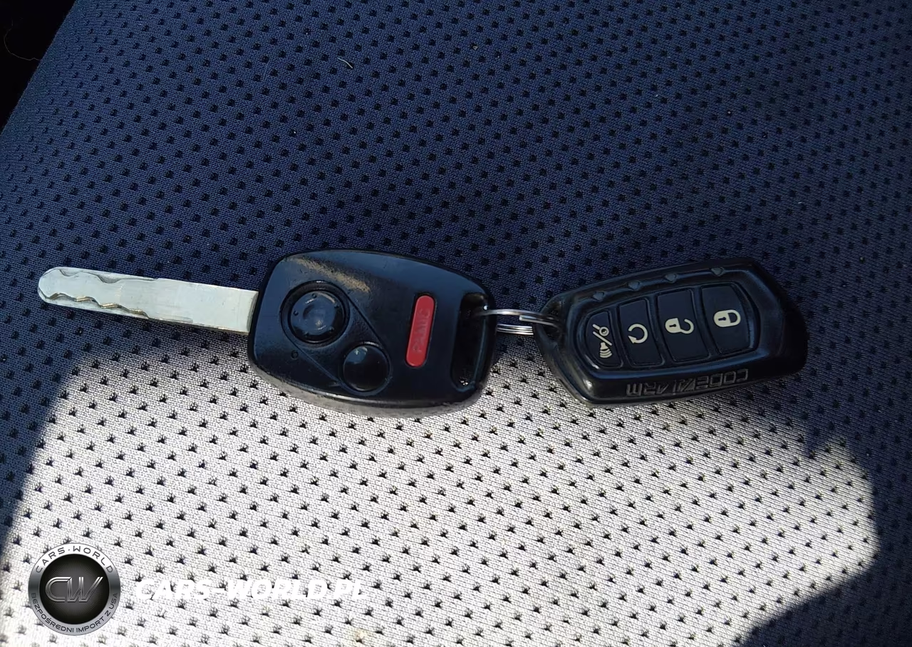 2007 Honda Fit Sport VIN:JHMGD38687S039428 - 11