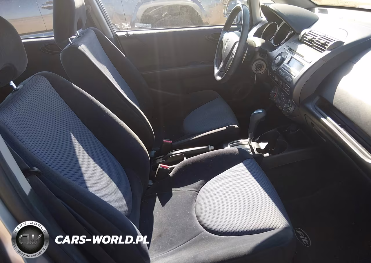2007 Honda Fit Sport VIN:JHMGD38687S039428 - 5