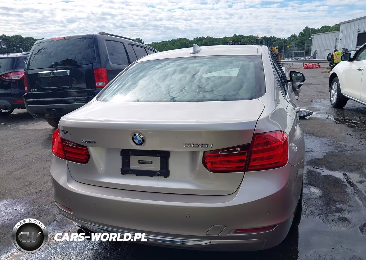 2013 BMW 328I xDrive VIN:WBA3B3C50DJ976891 - 17