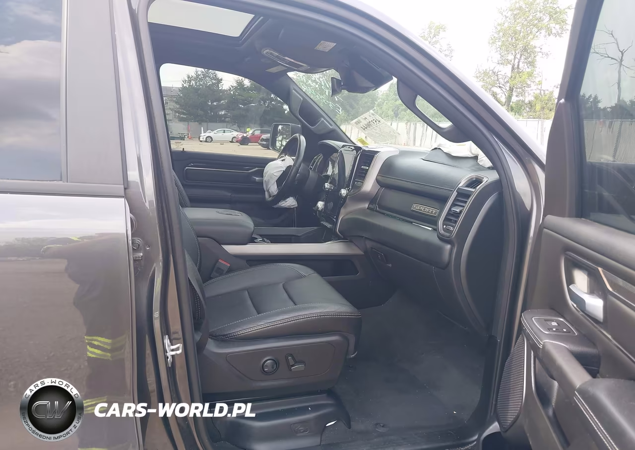 2022 Ram 1500 Sport VIN:1C6SRFVTXNN359491 - 5