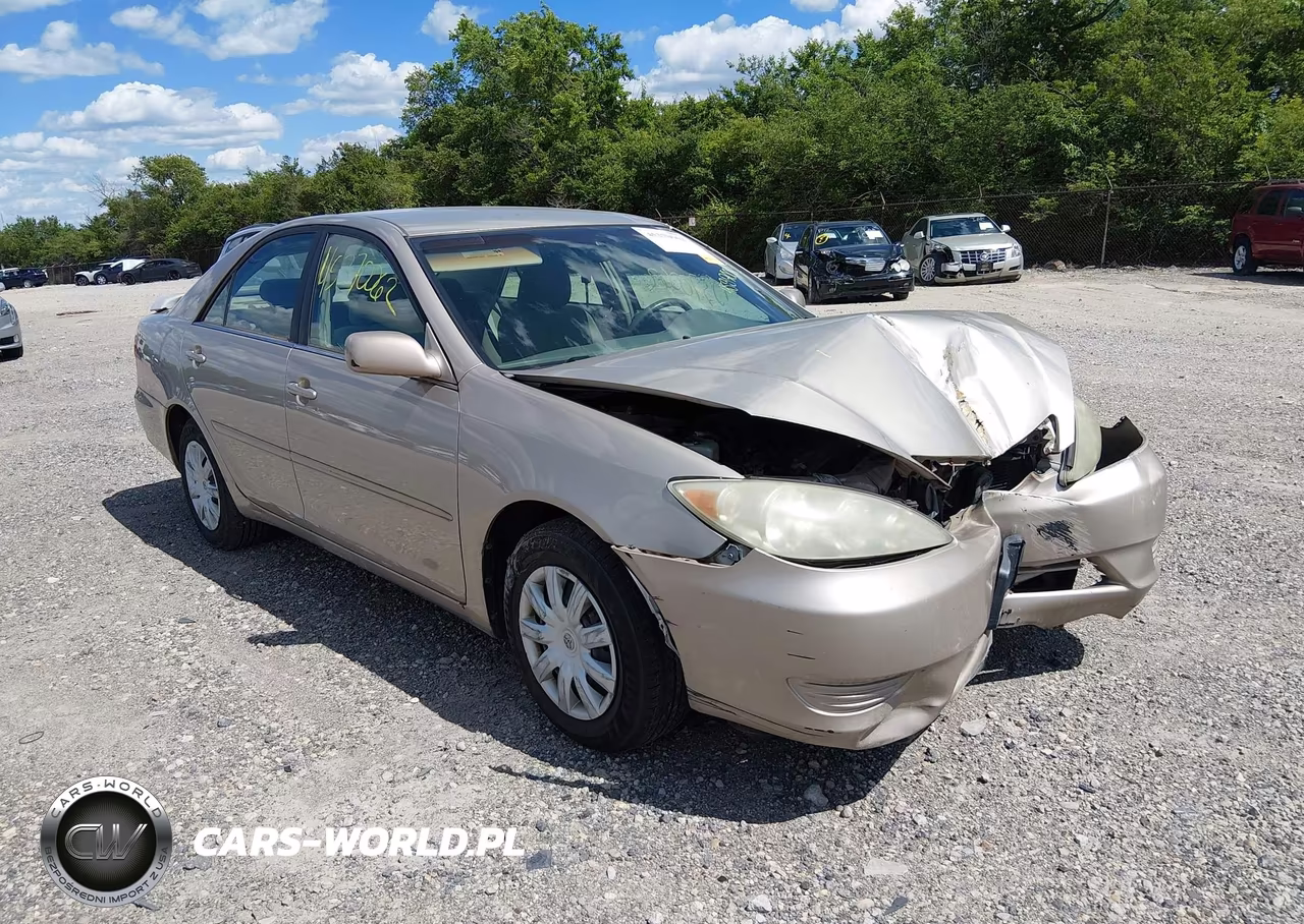 2005 Toyota Camry Le