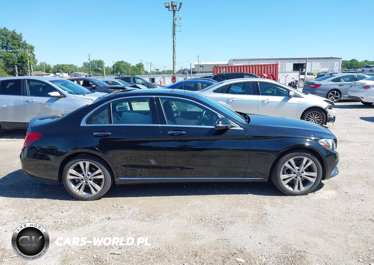 2018 Mercedes-Benz C 300 4Matic VIN:55SWF4KB9JU269372 - 14