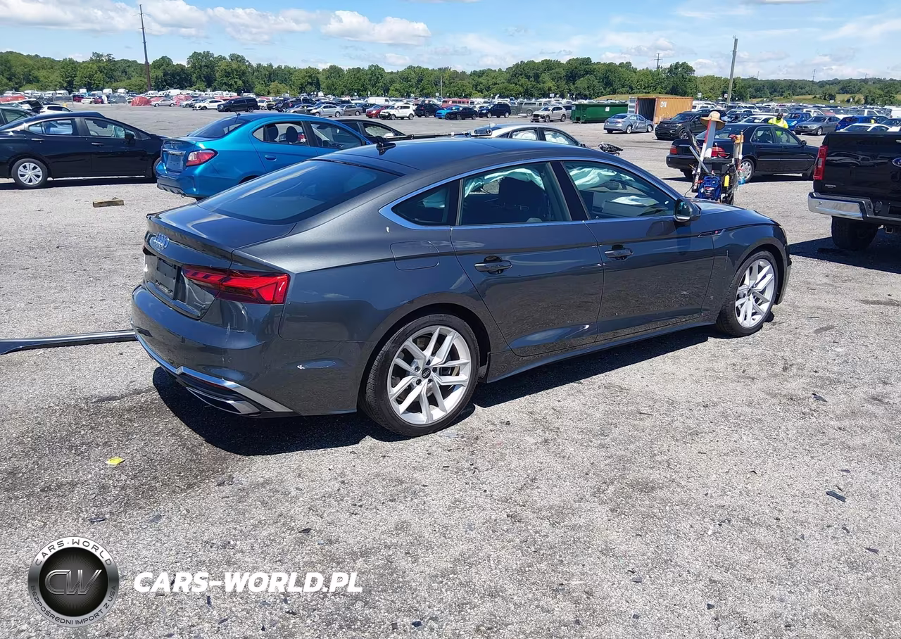 2023 Audi A5 Sportback Premium Plus 45 Tfsi S Line Quattro S Tronic VIN:WAUFACF58PA022955 - 4