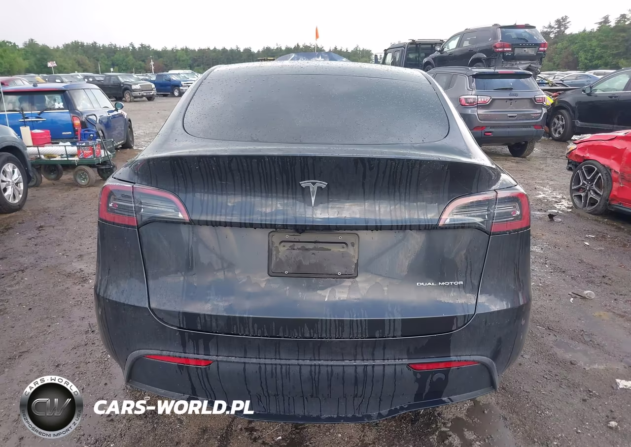 2024 Tesla Model Y Long Range Dual Motor All-Wheel Drive VIN:7SAYGDEE1RA225939 - 15
