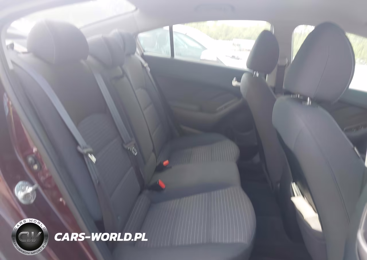 2018 Kia Forte Lx VIN:3KPFL4A75JE201163 - 8