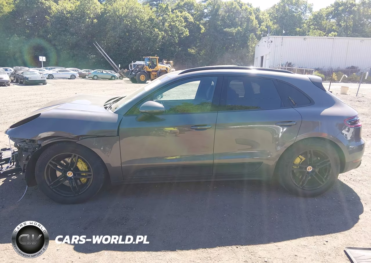 2015 Porsche Macan S VIN:WP1AB2A51FLB42819 - 13