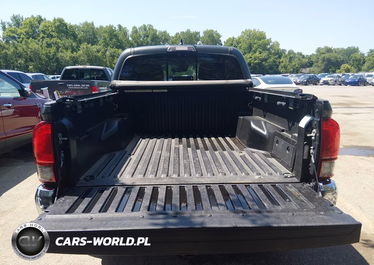 2019 Toyota Tacoma Sr5 V6 VIN:3TMCZ5AN3KM267286 - 18